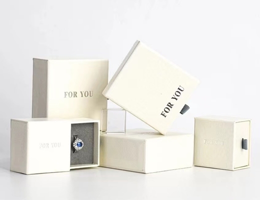 OEM ODM Manyetik Kağıt Takı Hediye Kutuları Geri Dönüşümlü Karton Mücevher Kutuları